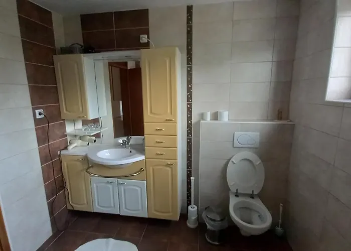 公寓 Draga - 2 Bedroom Tržič